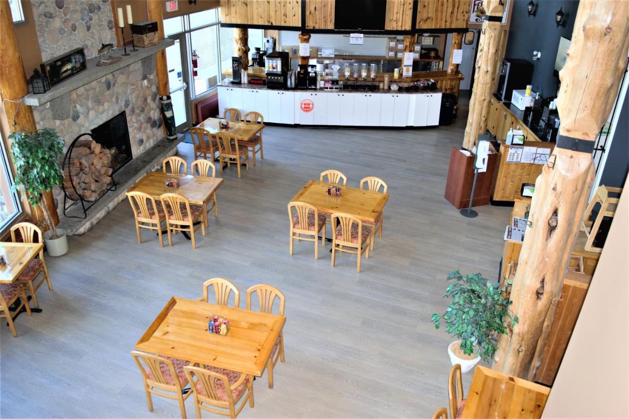 Fernie Stanford Resort Экстерьер фото