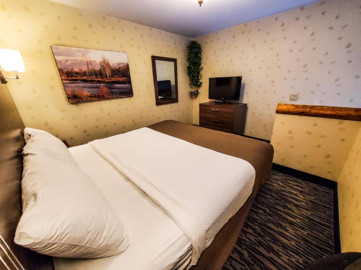 Fernie Stanford Resort Экстерьер фото