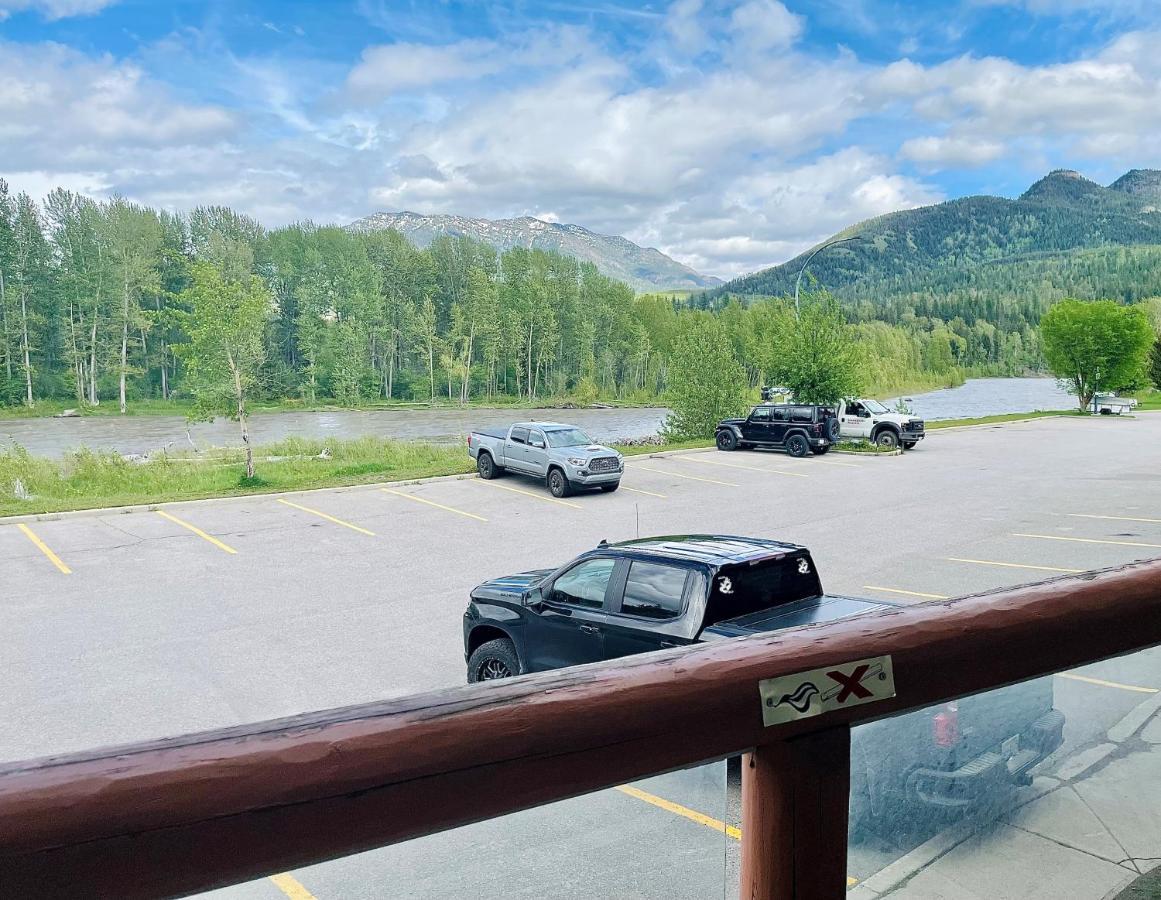 Fernie Stanford Resort Экстерьер фото
