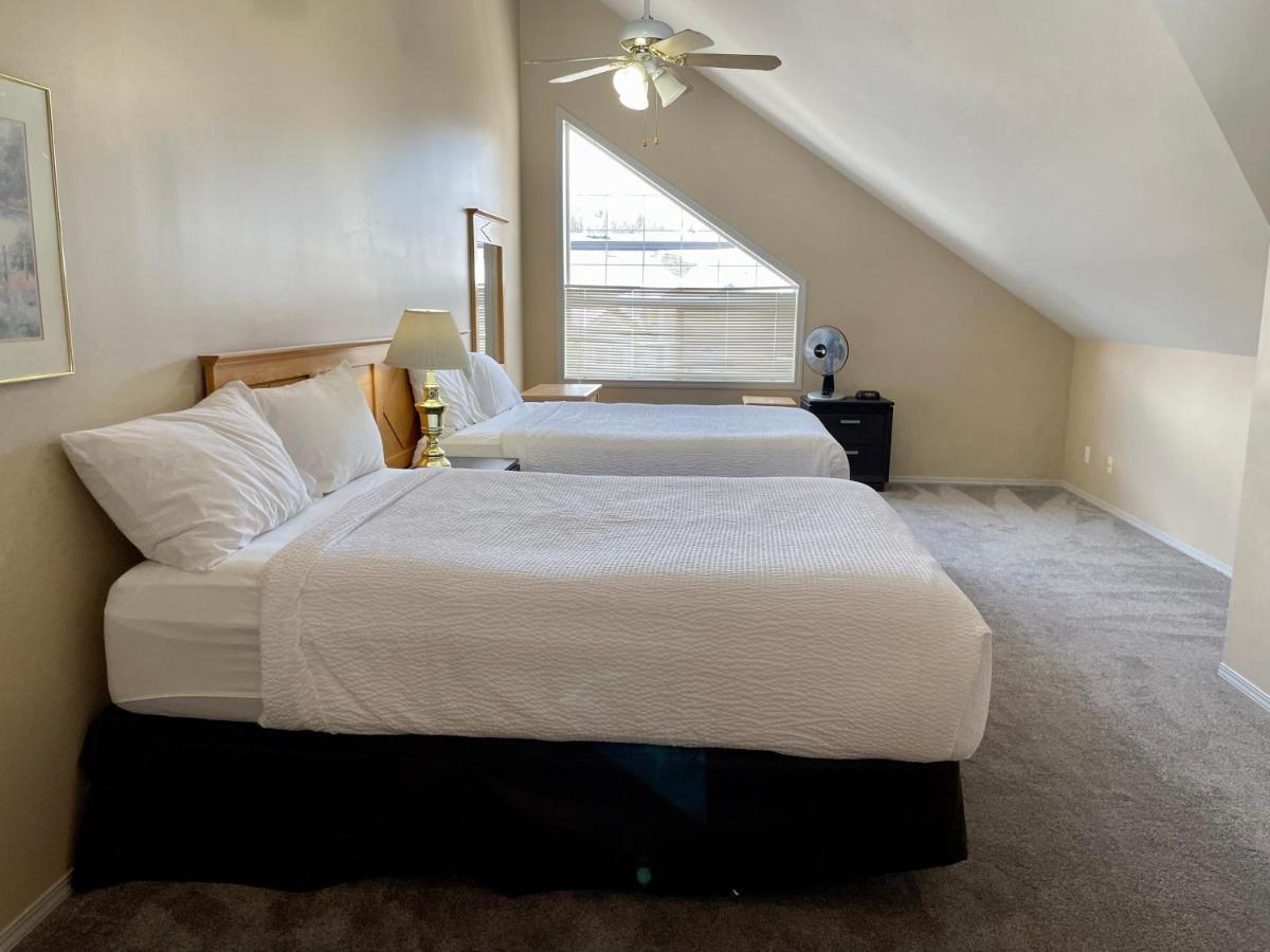 Fernie Stanford Resort Экстерьер фото
